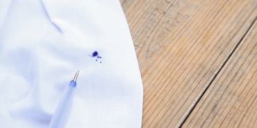 Kıyafetlerdeki mürekkep lekesi nasıl çıkar?