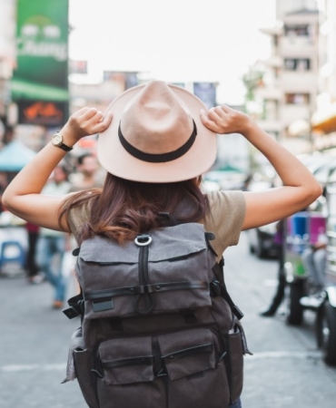 Seyahat ederken yanınıza almanız gerekenler