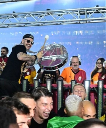 Galatasaray Kayserisporu 3 0 Yenerek Super Ligde Sampiyonlugunu Ilan Etti