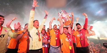 Galatasaray'ın şampiyonluk kutlamasında sürpriz gelişme