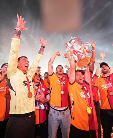 Galatasaray'ın şampiyonluk kutlamasında sürpriz gelişme