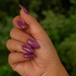 Güçlü Eller, Kusursuz Tırnaklar: Protez Tırnak ile Etkileyici Dokunuş