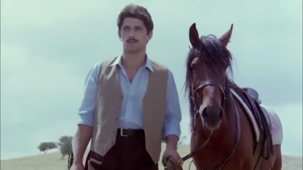 Kenan Kalav Kimdir?