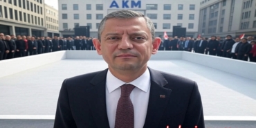 Özgür Özel'e Yumruklu Saldırı