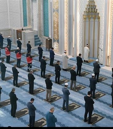 Rüyada namaz kılan cemaat görmek
