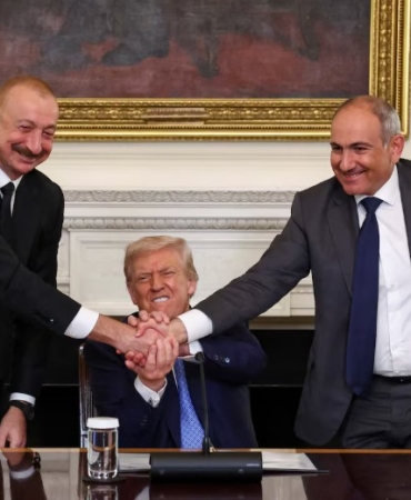 Trump'ın Arabuluculuğunda Tarihi Anlaşma