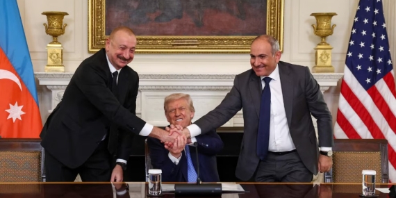 Trump'ın Arabuluculuğunda Tarihi Anlaşma