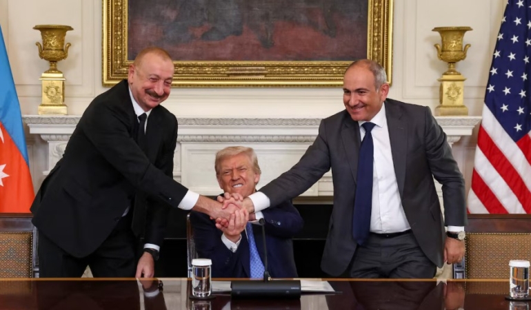 Trump'ın Arabuluculuğunda Tarihi Anlaşma