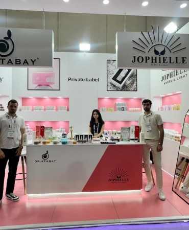 Dr. Atabay Kozmetik'ten öğrenci Kürsüsü'ne anlamlı destek