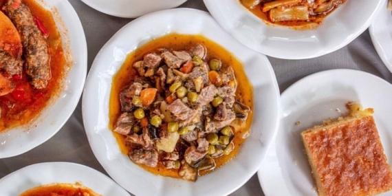 Restoranlar İçin Yorum ve Puan Yönetimi