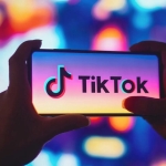 TikTok video indirici ile seyahat videolarını her yerde izleyin