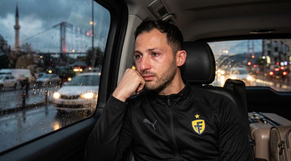 Tedesco Gözyaşlarıyla İstanbul’dan Ayrıldı